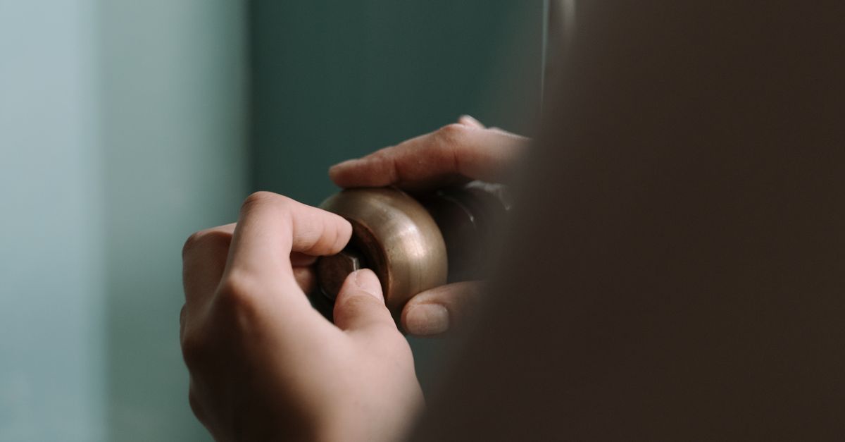 Understanding the Cost of Emergency Hot Water Repairs